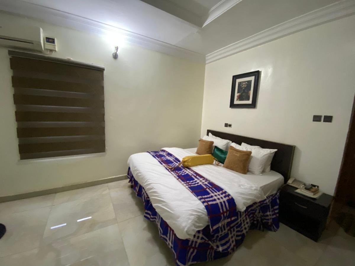 Nue-Crest Hotels&Suites Enugu Extérieur photo