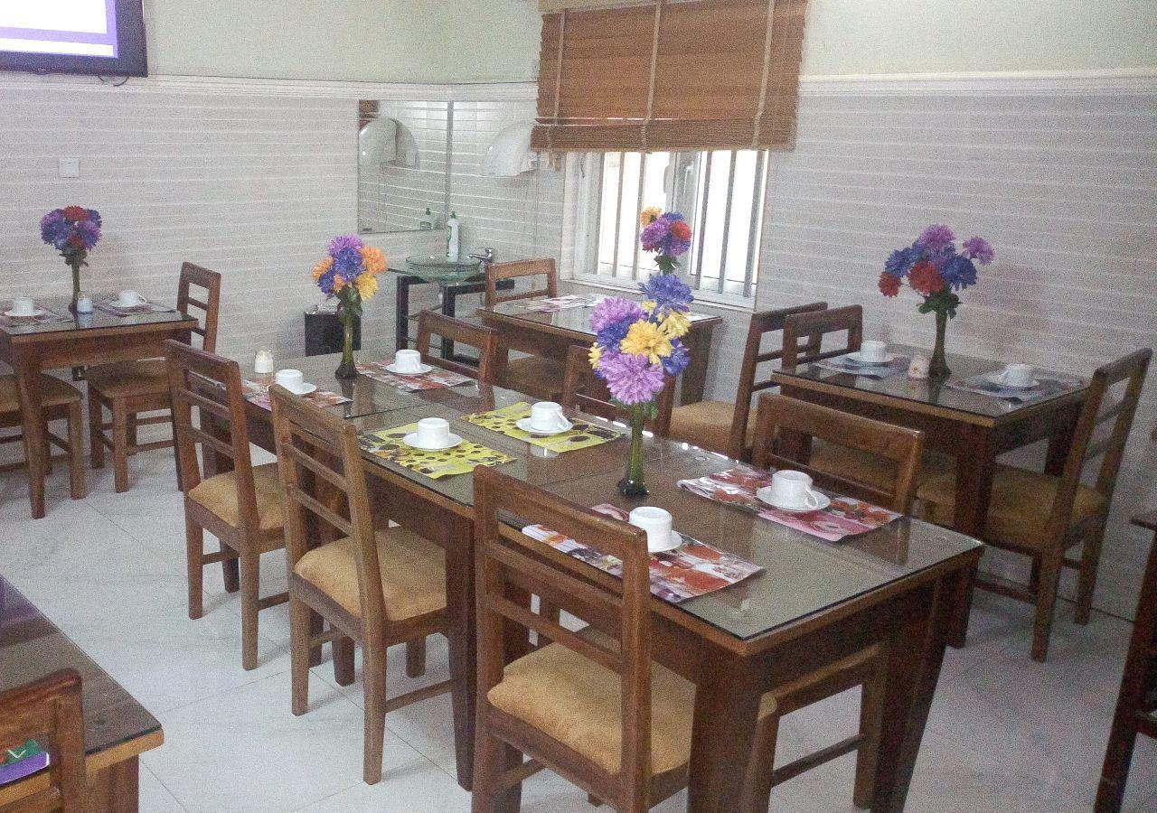 Nue-Crest Hotels&Suites Enugu Extérieur photo